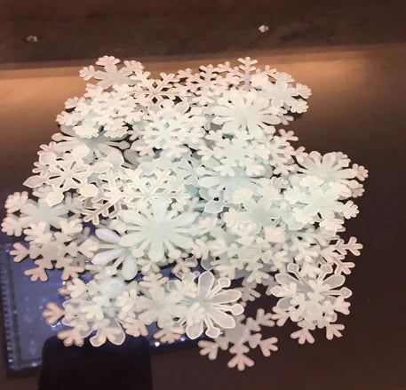 3D Glow-in-the-Dark Snowflake Wall Stickers