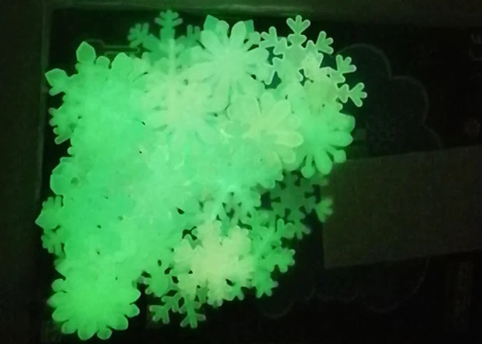 3D Glow-in-the-Dark Snowflake Wall Stickers